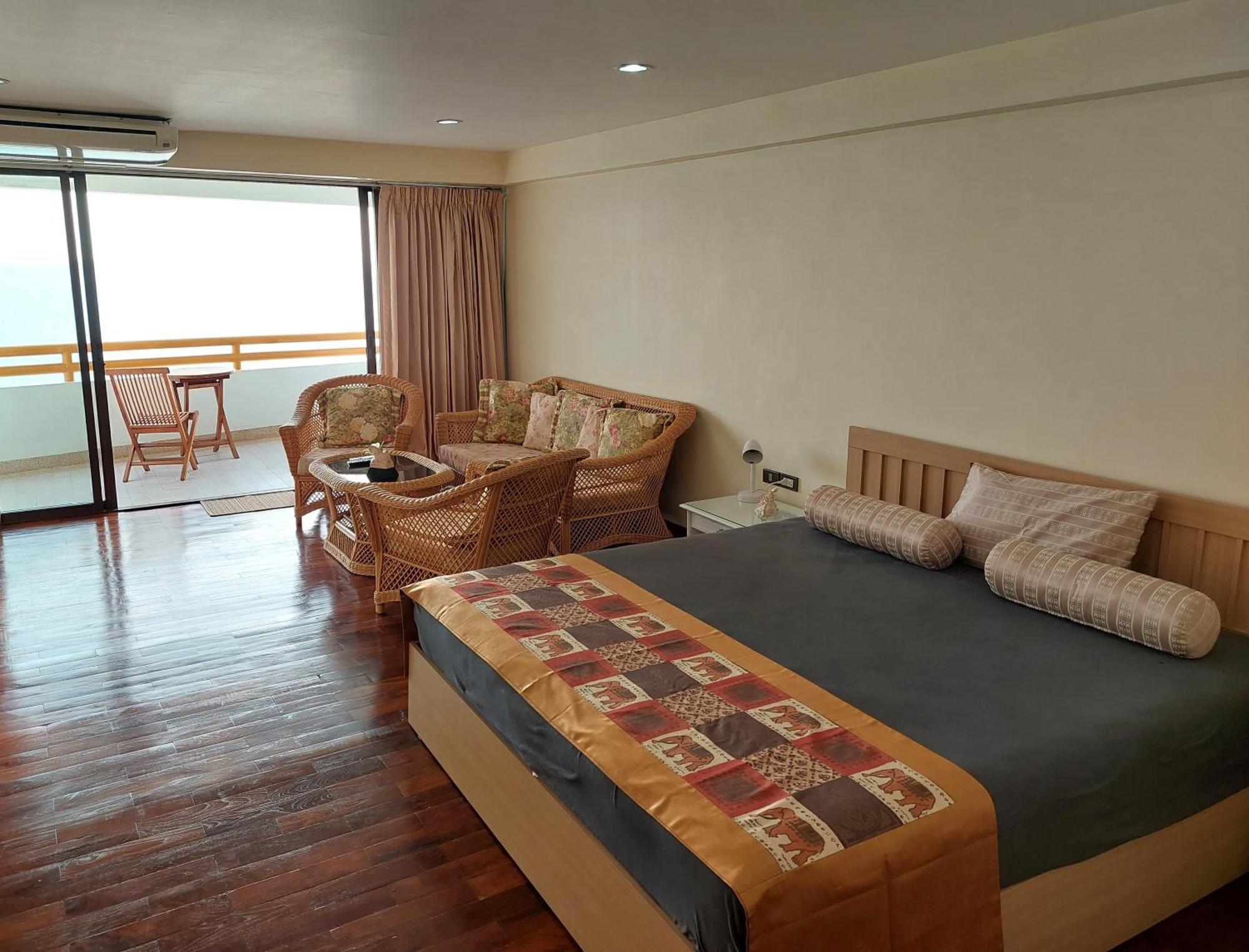 Sunshine Beach Condotel Na Chom Thian Exterior foto